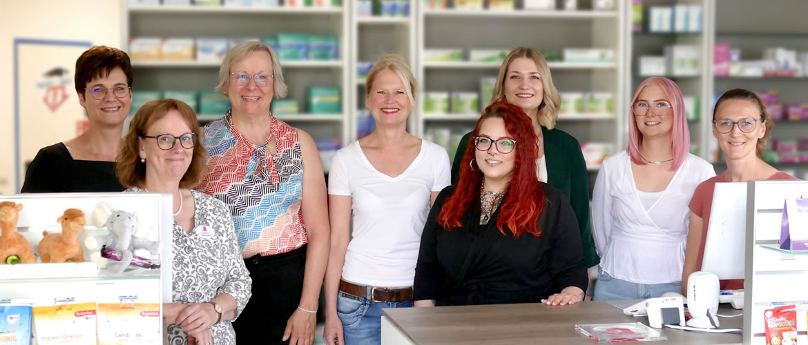 das Team der Falken-Apotheke